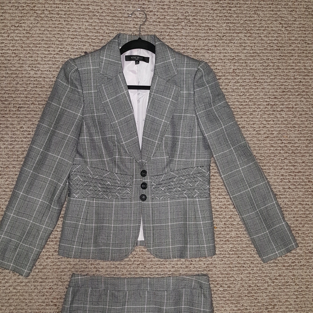 Nine West 2pc Skirt Set Size 8